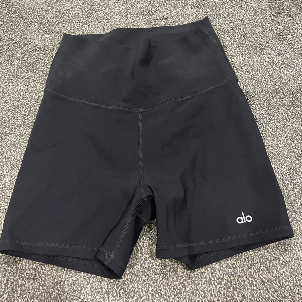 Alo shorts